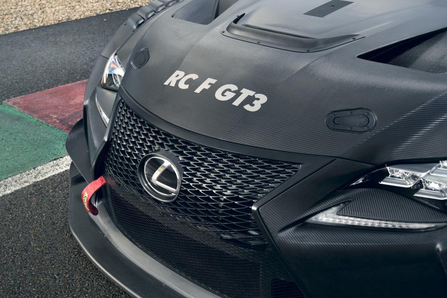 Детали экстерьера Lexus RC F GT3 2017 года  (фото 13 из 39)
